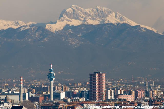  Antenne Cologno, Torre di Adriano e Presolana - click to next image