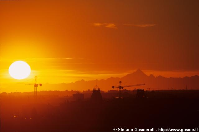  Gru e Monviso al tramonto - click to next image