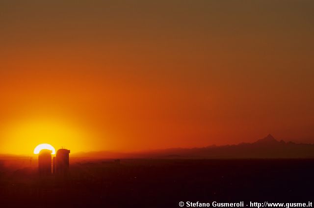  Gemini Center e Monviso al tramonto - click to next image