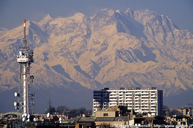  Torre RAI,  corso Sempione 33 e monte Rosa (dupl) - click to next image