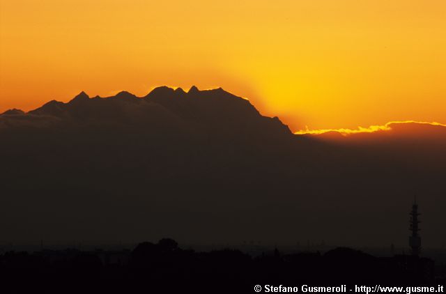  Skyline del Rosa al tramonto - click to next image