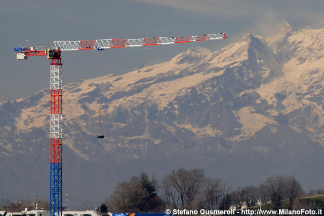  Gru Raimondi flattop al Portello Sud e monte Rosa - click to next image