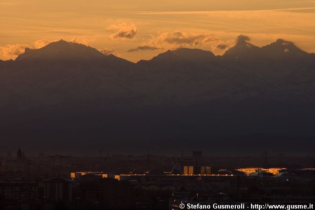  Fiera Pero e alpi dallo Strahlhorn al Dom al tramonto - click to next image