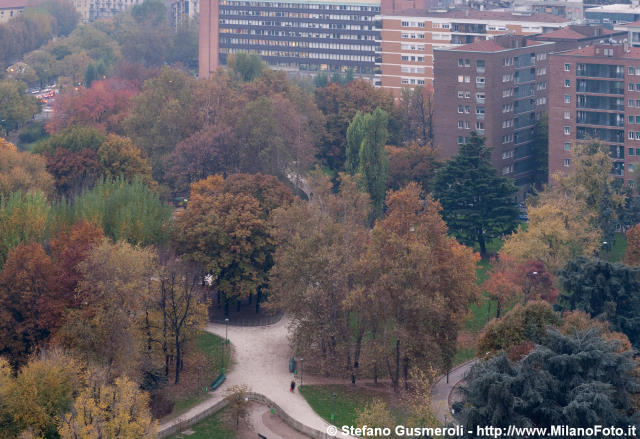  Giardini di via Massena autunnali - click to next image