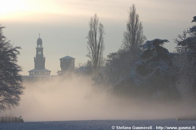  Nebbia sopra il laghetto del Parco - click to next image