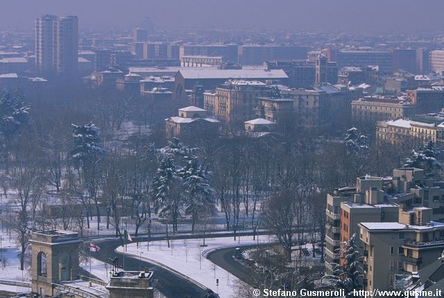  Viale Elvezia, Arco della Pace e Corpus Domini - click to next image