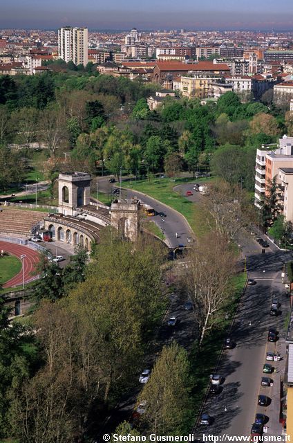  Viale Elvezia, Arena e Parco Sempione - click to next image