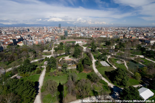  Panorama sul Parco Sempione - click to next image