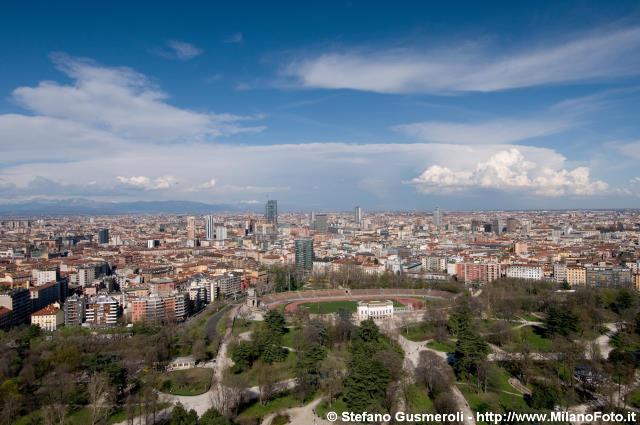  Panorama sul Parco Sempione - click to next image