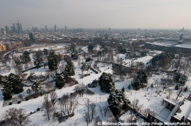  Parco Sempione innevato - click to next image