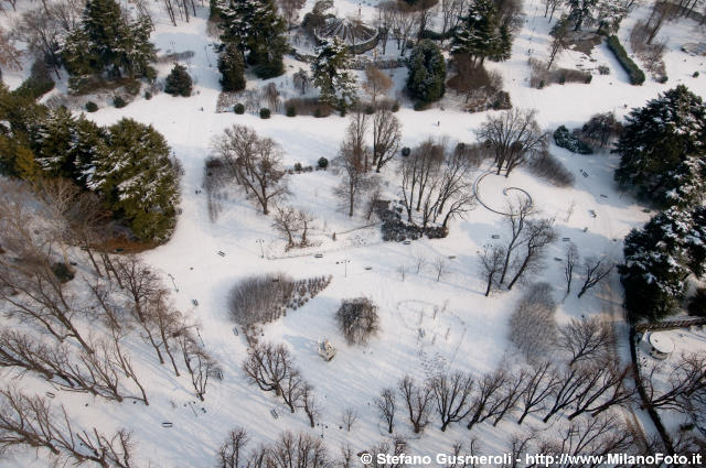  Parco Sempione innevato - click to next image