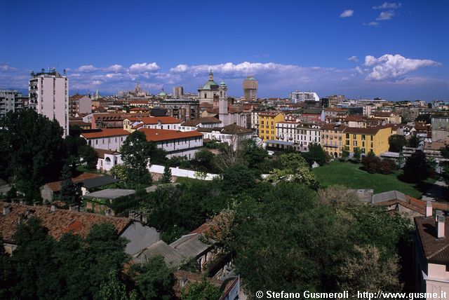  Parco dell'Anfiteatro e panorama - click to next image