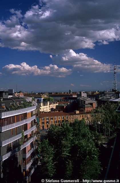  Palazzi in via Arena - click to next image