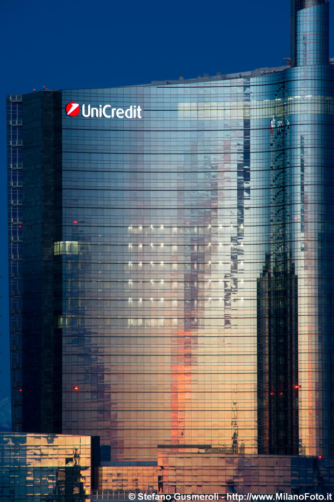  UniCredit - click to next image