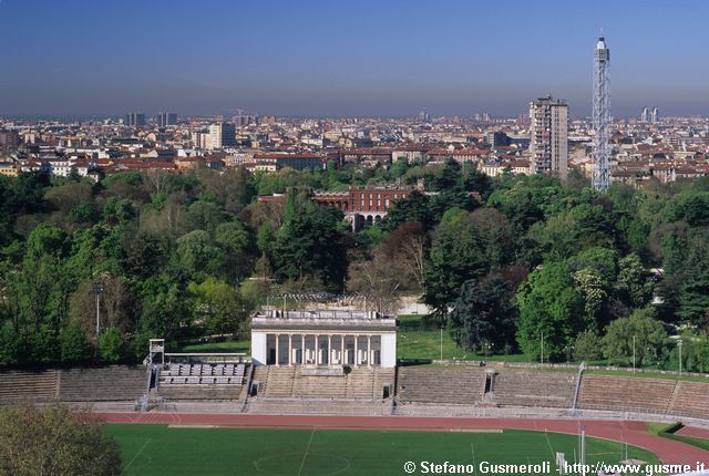  Arena e Parco Sempione - click to next image