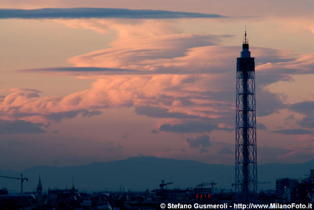  Torre Branca all'alba - click to next image