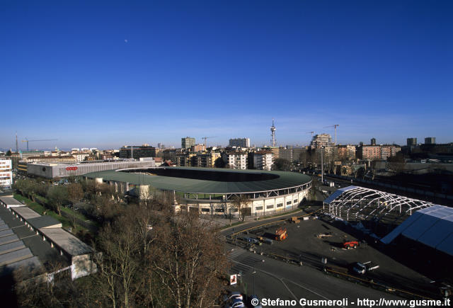  Piazzale Carlo Magno - click to next image