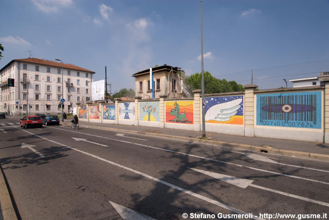  Viale Toscana durante la demolizione - click to next image