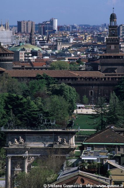  Arco della Pace, Parco Sempione e Castello - click to next image