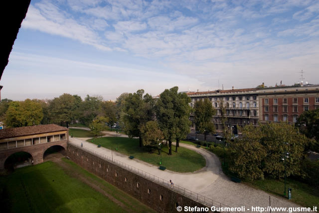  Panorama verso la Ponticella e il Parco - click to next image