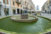 20081016_113249 La putrida fontana di corso Como