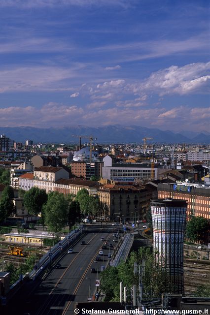  Ponte via Farini - click to next image