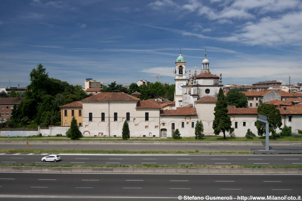  Cavalcavia del Ghisallo e Certosa di Garegnano - click to next image