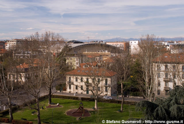  Panorama su piazzale Giulio Cesare 15 - click to next image