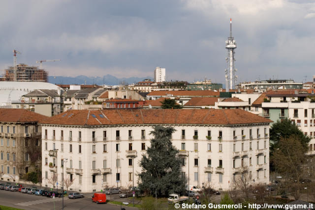  Piazzale Giulio Cesare 16 - click to next image