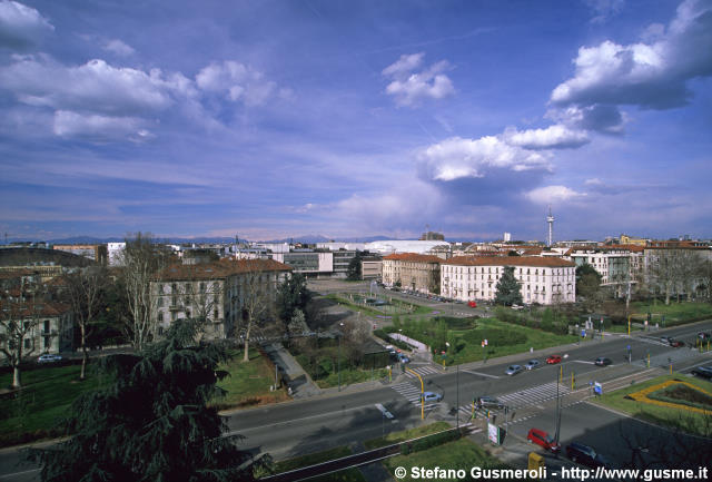  Piazzale Giulio Cesare - click to next image