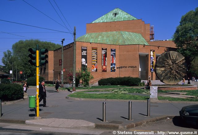  Teatro Strehler - click to next image