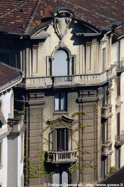  Palazzo via Guercino 2 - click to next image