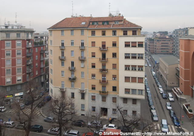  Viale Lazio 7 e 9 - click to next image