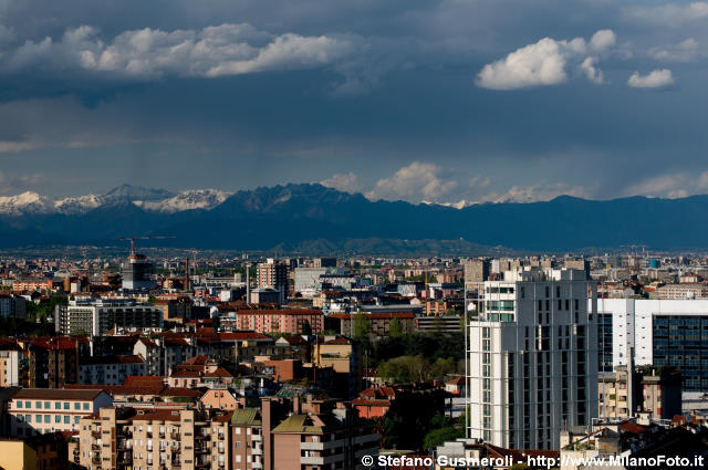  Torre Greenway e Resegone - click to next image