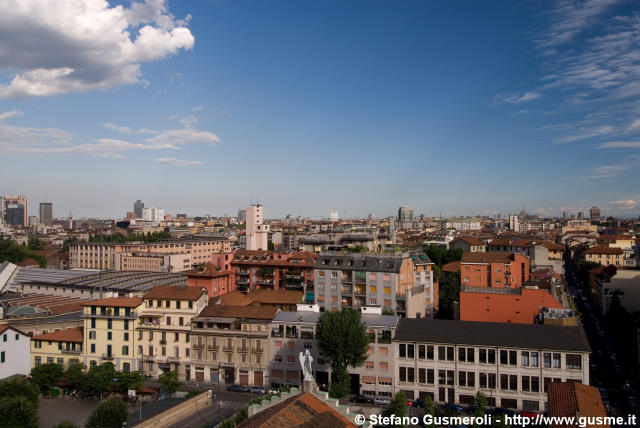  Panorama su via Monviso - click to next image