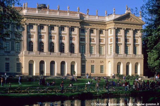  Villa Reale - click to next image