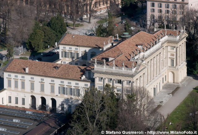  Villa Reale - click to next image