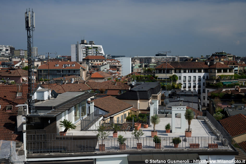  Terrazza di via dei Piatti 1 - click to next image