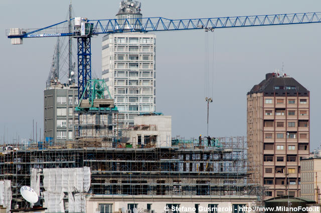  Cantiere in Corso di Porta Nuova 1 - click to next image