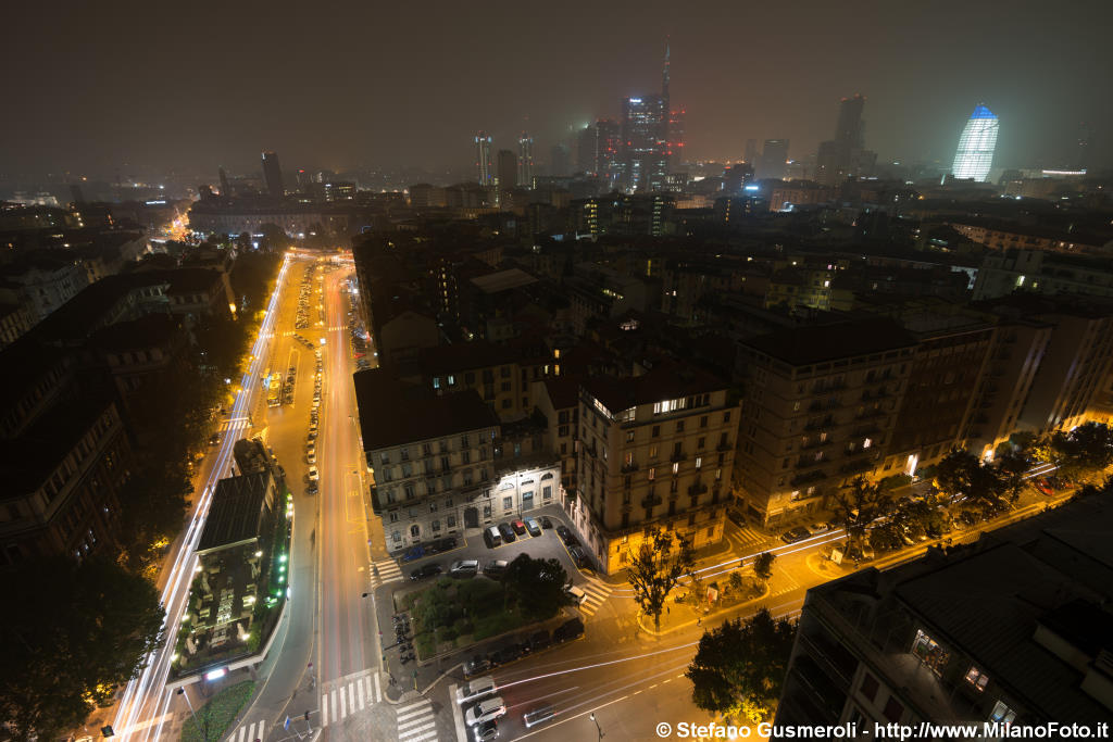  Bastioni di Porta Volta e via Moscova - click to next image