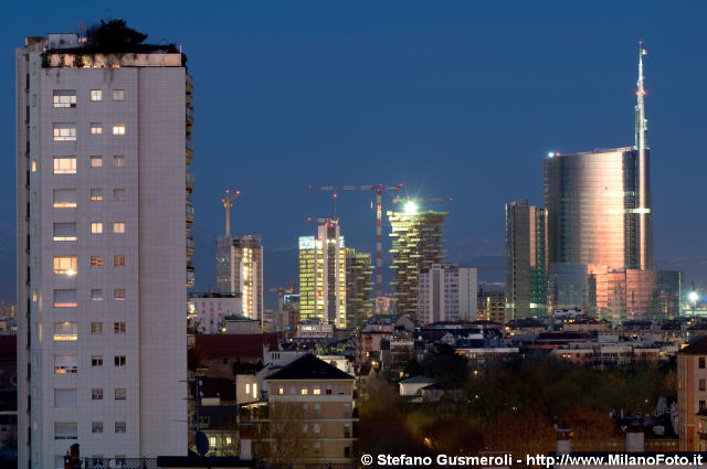  Quinto Alpini 15 e Porta Nuova - click to next image