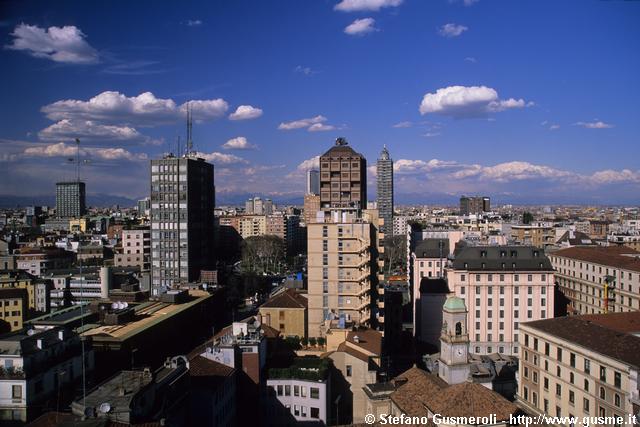  Repubblica 1, torre Permanente e Tarchetti 2 - click to next image