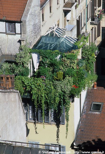  Terrazza in via Revere 6 - click to next image