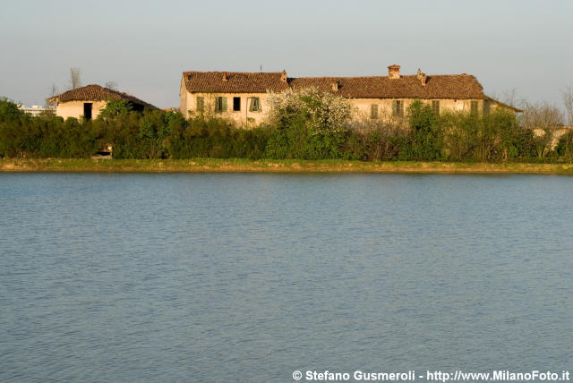  Cascina San Marcaccio - click to next image