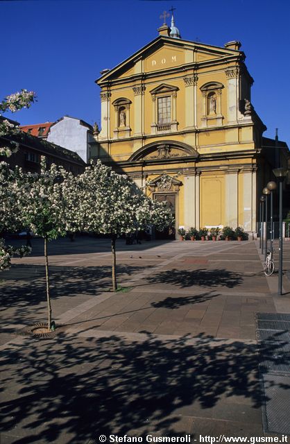  Piazza S.Francesca Romana - click to next image