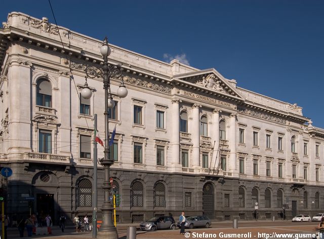  Palazzo Banca Commerciale Italiana - click to next image