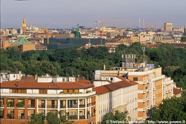  Palazzo corso Sempione 14, Parco e cantieri - click to next image