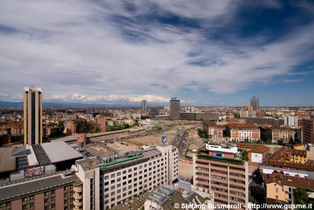  Panoramica su viale Sturzo - click to next image