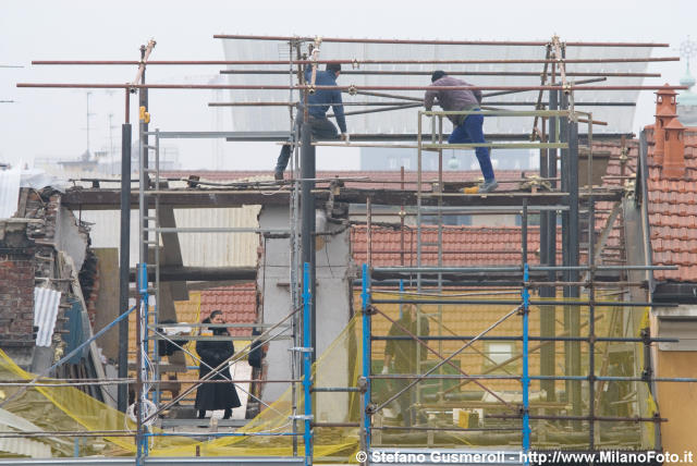  Preparazione della copertura temporanea - click to next image