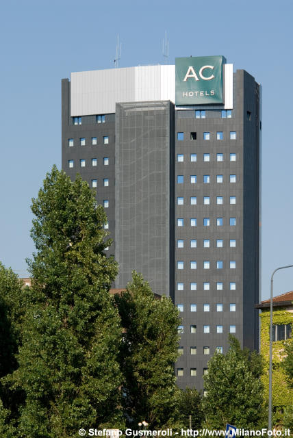  AC Hotel - click to next image